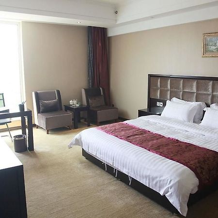 Weishi International Hotel Qingzhou Bagian luar foto