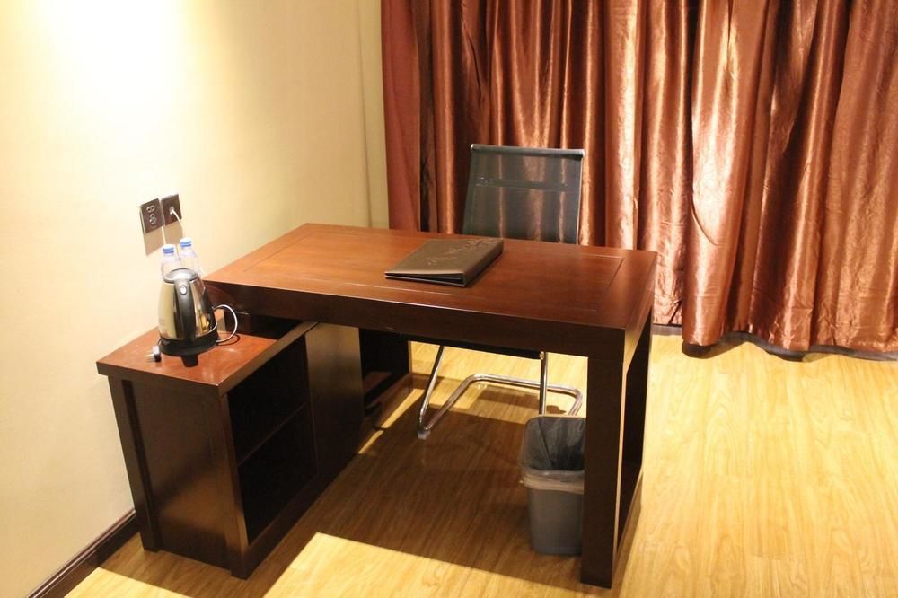 Weishi International Hotel Qingzhou Bagian luar foto
