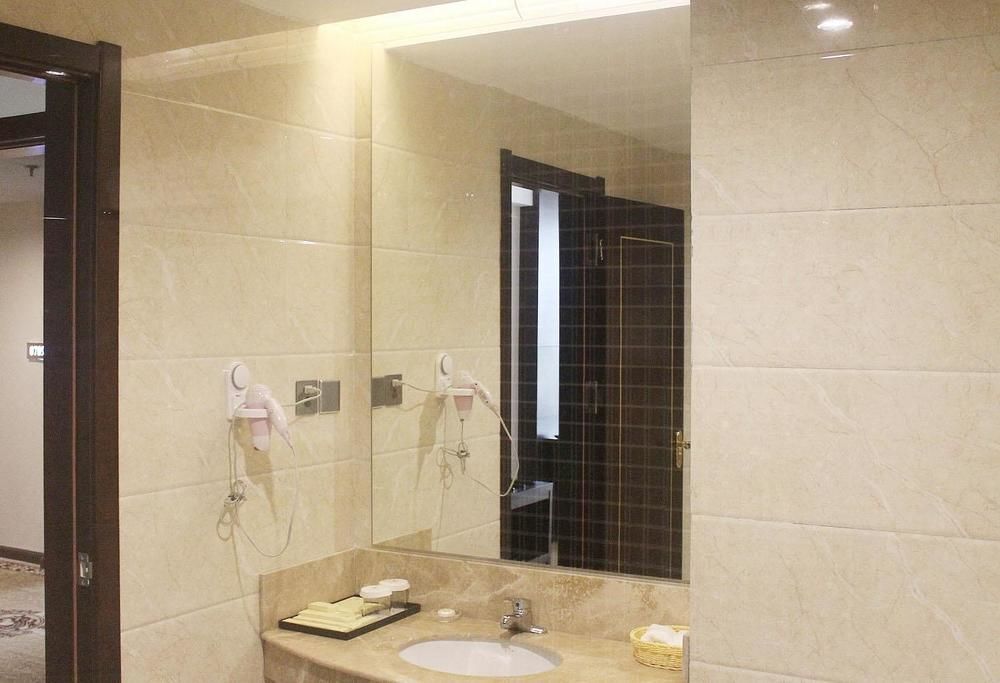 Weishi International Hotel Qingzhou Bagian luar foto