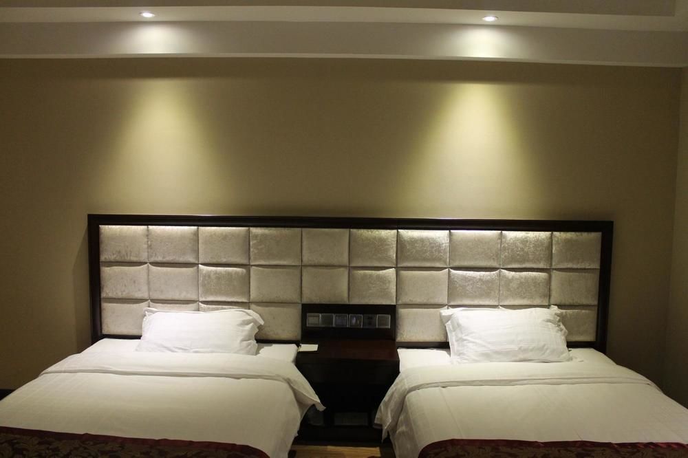 Weishi International Hotel Qingzhou Bagian luar foto
